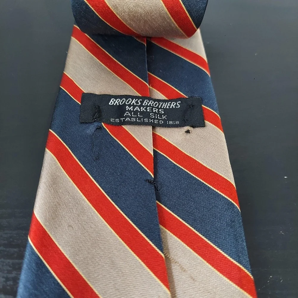 Brooks Brothers Makers Tie Mens Blue Red Tan All Silk Diagonal Stripe USA
